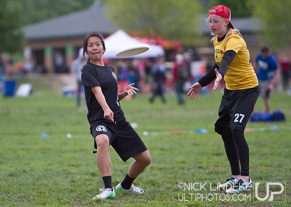 Saturday Pool Play - Round 3 - 2013 D-I College Champs