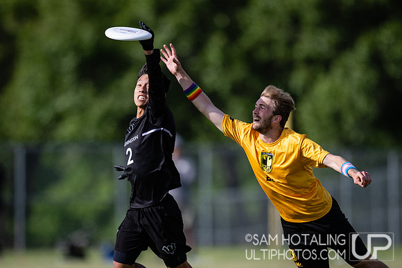 Highlights from pool play USAU DI College Championships at Memorial Stadium