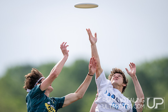 Brown Brownian Motion and North Carolina Darkside in quarterfinals at USAU DI College Nationals