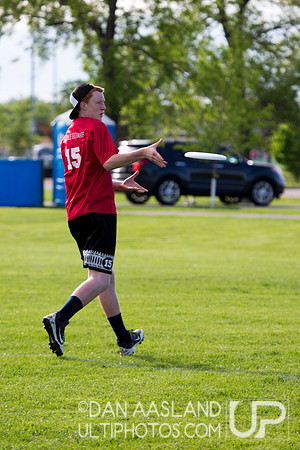 Sat Round 1 - Open D-II - MN HS State Champs 2013