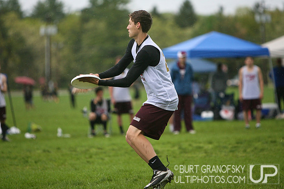 USAU 2013 HS Northeasterns -- Sunday, Open Pre-Quarters