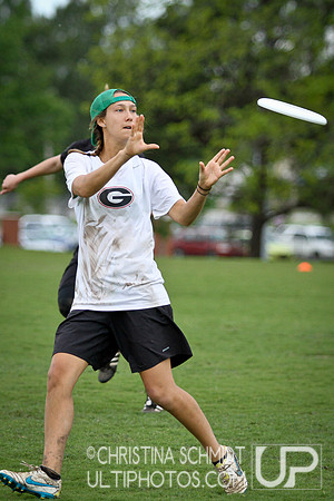 Round 4 - Sat Women's - Southeast D-I Regionals - USAU College 2013