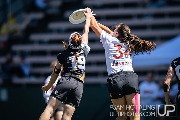 San Diego Super Bloom vs Utah Wild in semifinals at WUL Championship Weekend