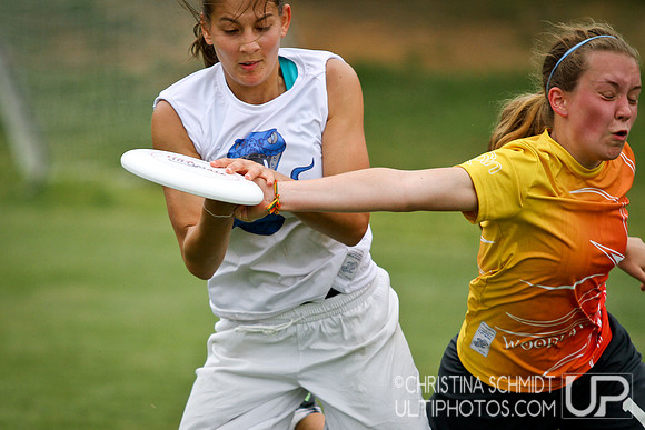 Round 4 - Sat Girls - USAU 2013 HS Southerns