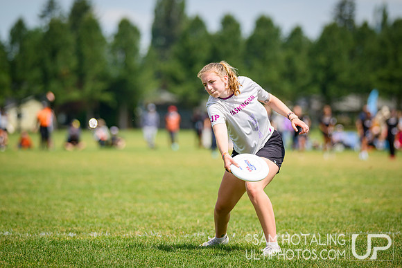 Highlights: quarterfinals at USAU D-I College Championships