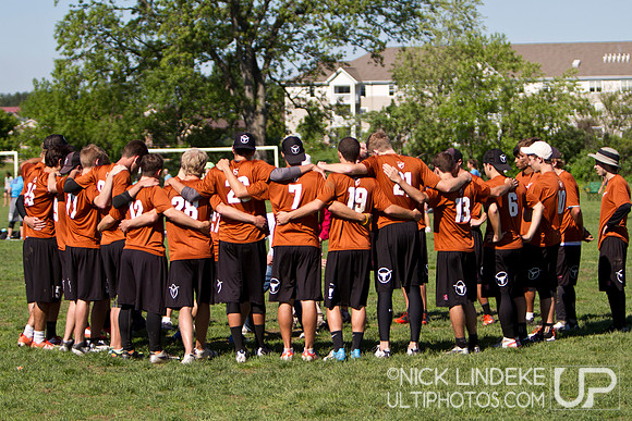 Friday Pool Play - Round 1 - 2013 D-I College Champs