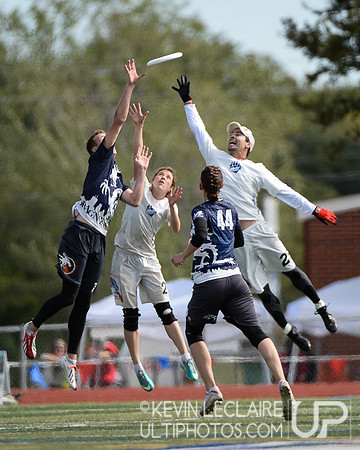Drag'n Thrust vs. Polar Bears -- 2013 Mixed National Championshi