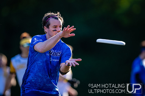 Oakland Spiders at Seattle Cascades in the UFA Regular Season