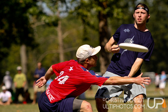Championship Round Action from 2011 South Open Regionals