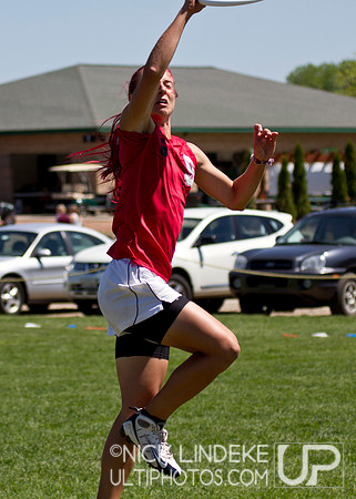 Friday Pool Play - Round 4 - 2013 D-I College Champs