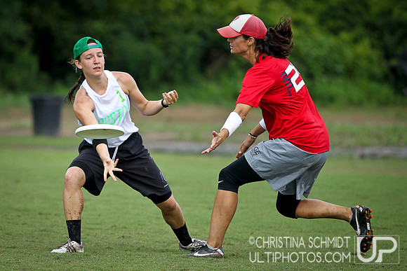 Women's Sunday - Round 5 - Christina - Club Terminus 2013