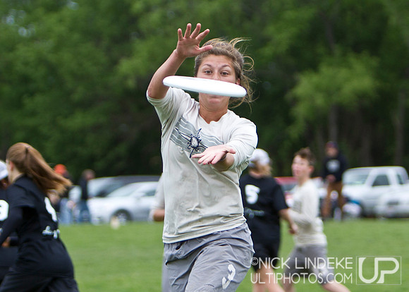 Saturday Pool Play - Round 2 - 2013 D-I College Champs