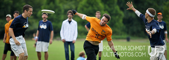 Men's Sunday - Round 4 - Christina - Club Terminus 2013