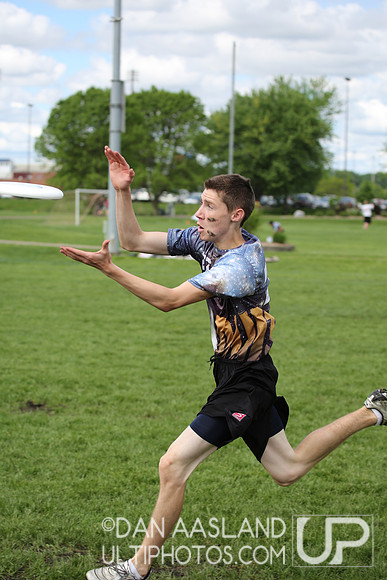 Sat Round 2 - Open D-II - MN HS State Champs 2013