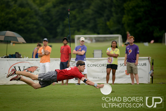 Men's Sunday - Round 4 - Chad - Club Terminus 2013