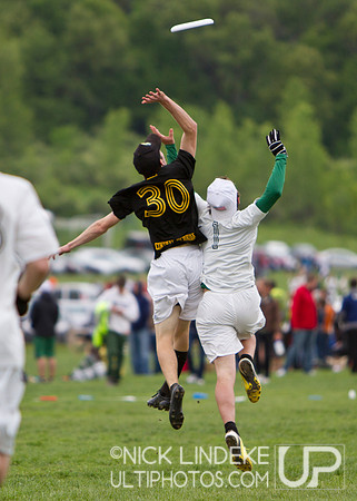 Saturday Pool Play - Round 4 - 2013 D-I College Champs