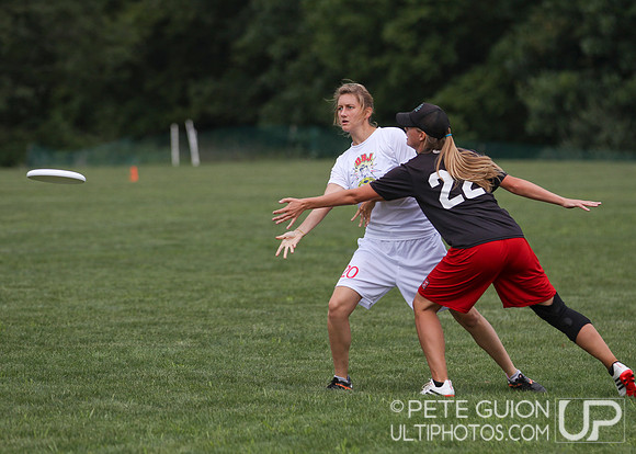 Round 3 of Mixed pool play of the Chesapeake Invite