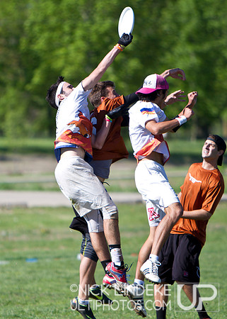 Friday Pool Play - Round 1 - 2013 D-I College Champs