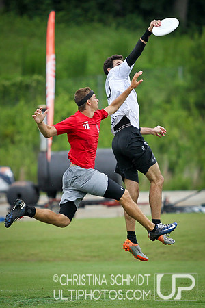 Men's Sunday - Round 4 - Christina - Club Terminus 2013