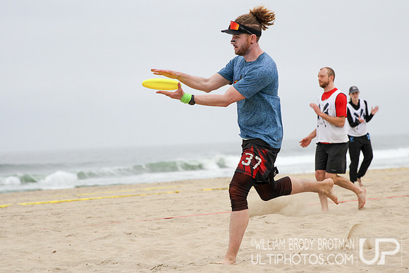 Day 2 of 2023 USA Ultimate Beach Championships.