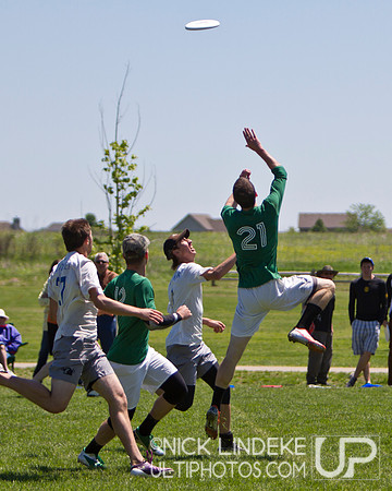 Friday Pool Play - Round 2 - 2013 D-I College Champs