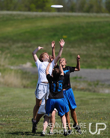 Sunday Quarterfinals - 2010 UPA High School Girls Eastern Championships