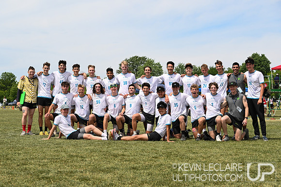 Cal Poly-SLO Slocore Team Photo -- 2023 D1 Champs