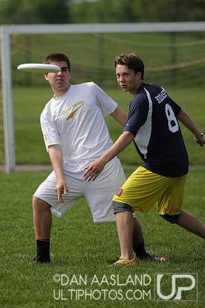 Sat Round 2 - Open D-II - MN HS State Champs 2013