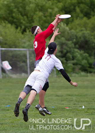 Saturday Pool Play - Round 3 - 2013 D-I College Champs