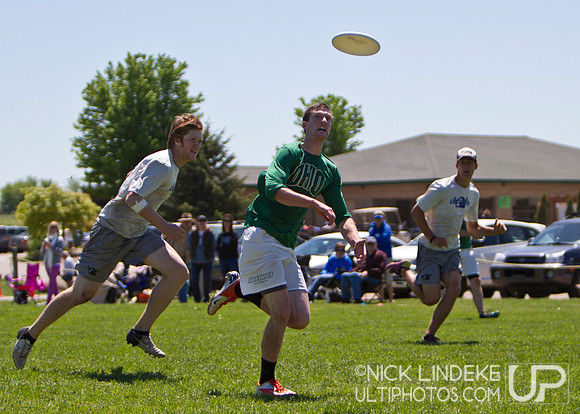 Friday Pool Play - Round 2 - 2013 D-I College Champs