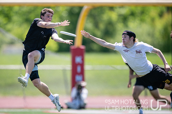 Highlights from finals during USAU DI College Championships at Kings Stadium
