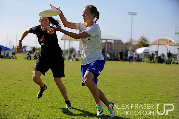 Women's Semis - 2014 USAU National Championships