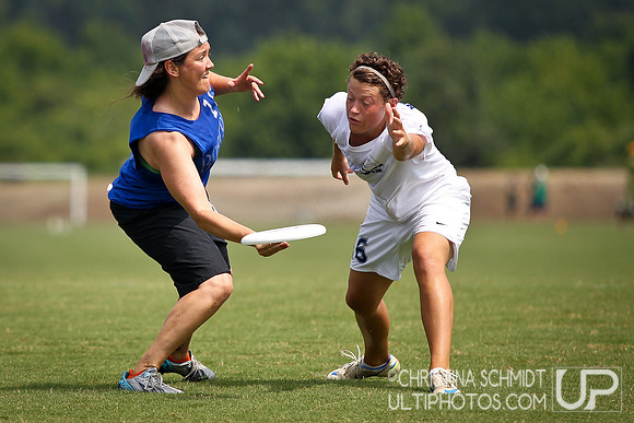 Women's Saturday - Round 1 - Christina - Club Terminus 2013