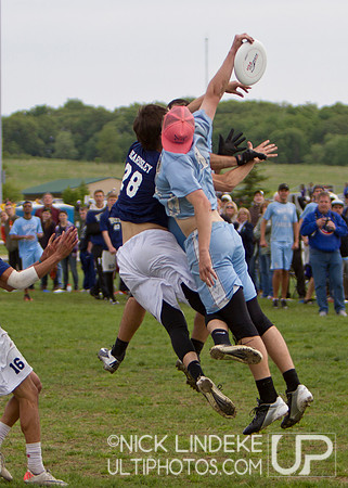 Quarter Finals - 2013 D-I College Champs