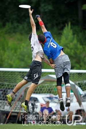Men's Sunday - Round 5 - Christina - Club Terminus 2013