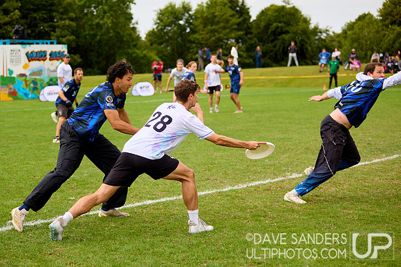WFDF World Ultimate Club Championships in LIMERICK, IRELAND 15-22 Aug 2026