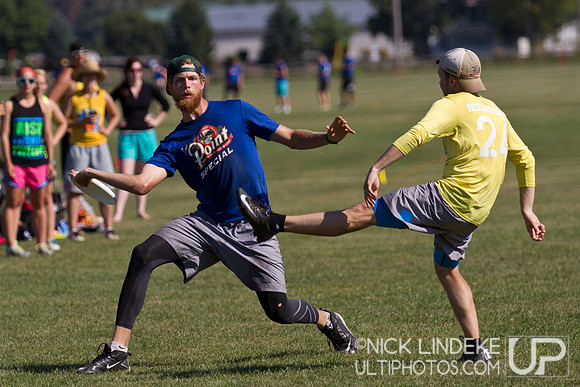 Sunday Action at Cooler Classic 25