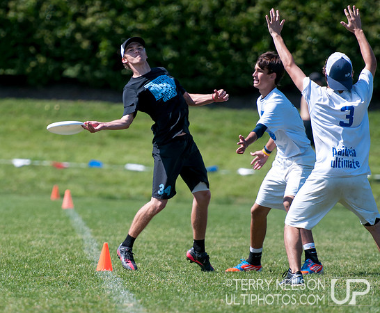 Finals - Open Sun - USAU 2013 HS Southerns