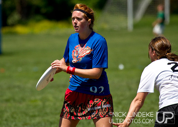 Friday Pool Play - Round 3 - 2013 D-I College Champs