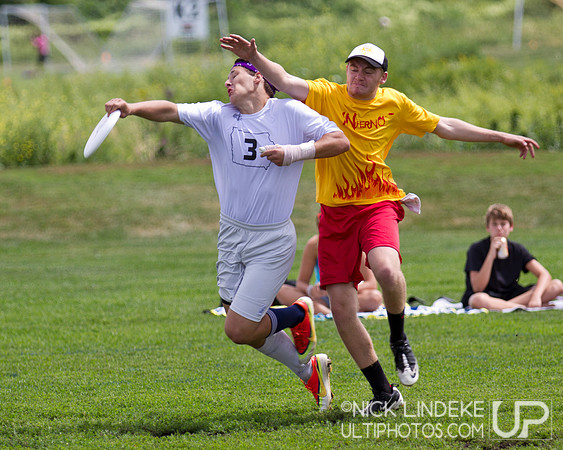 Action from Saturday Pool Play at YCC 2013