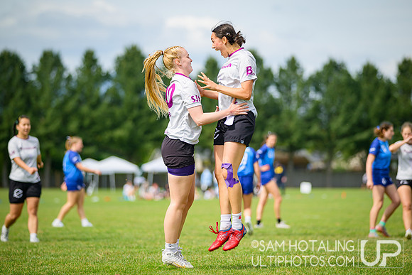 Pool play at USAU D-I College Championships