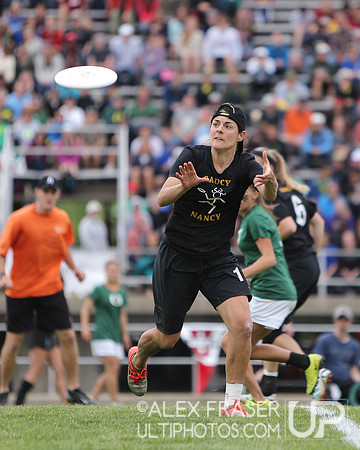 Sunday Highlights - 2013 USA Ultimate D-I College Champs