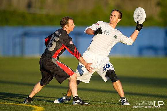 nighthawks_rainmakers_20130622_203910_JBP1344