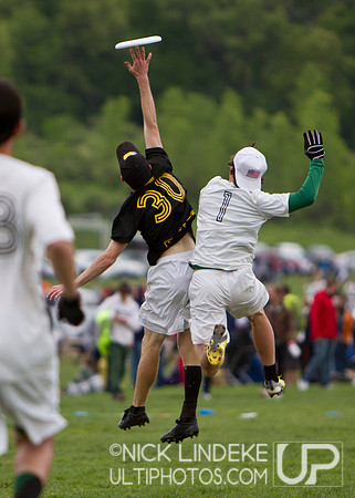 Saturday Pool Play - Round 4 - 2013 D-I College Champs