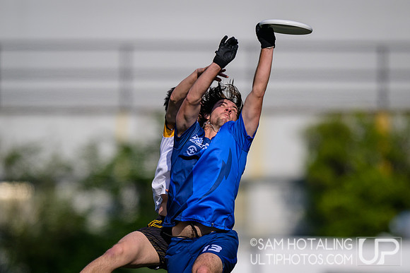 Coverage from Oakland Spiders at Seattle Cascades