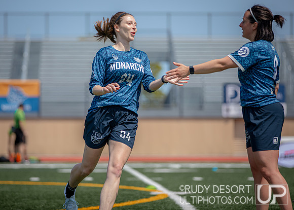 Milwaukee Monarchs vs Philadelphia Surge