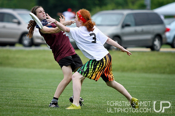Round 4 - Sat Girls - USAU 2013 HS Southerns