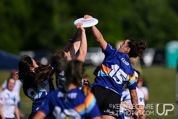 Tufts EWO v Victoria Vikes -- Friday Pool Play -- 2023 D1 Champs