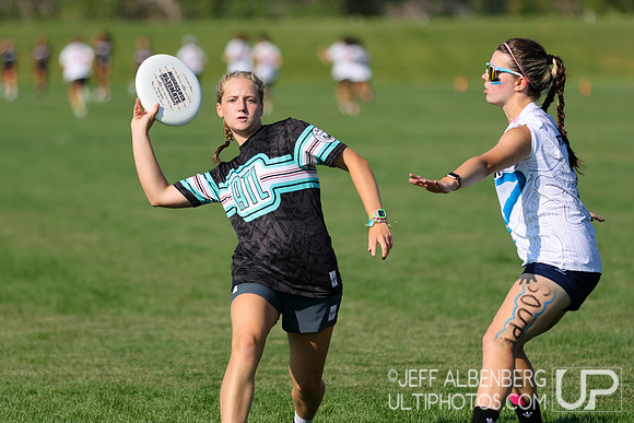 Pool play at USAU Youth Club Championships
