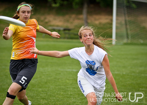 Round 4 - Sat Girls - USAU 2013 HS Southerns